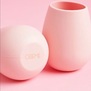 Odeme Set of 2 Silicone Wine Glasses